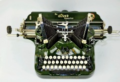 oliver_typewriter_model_10_02